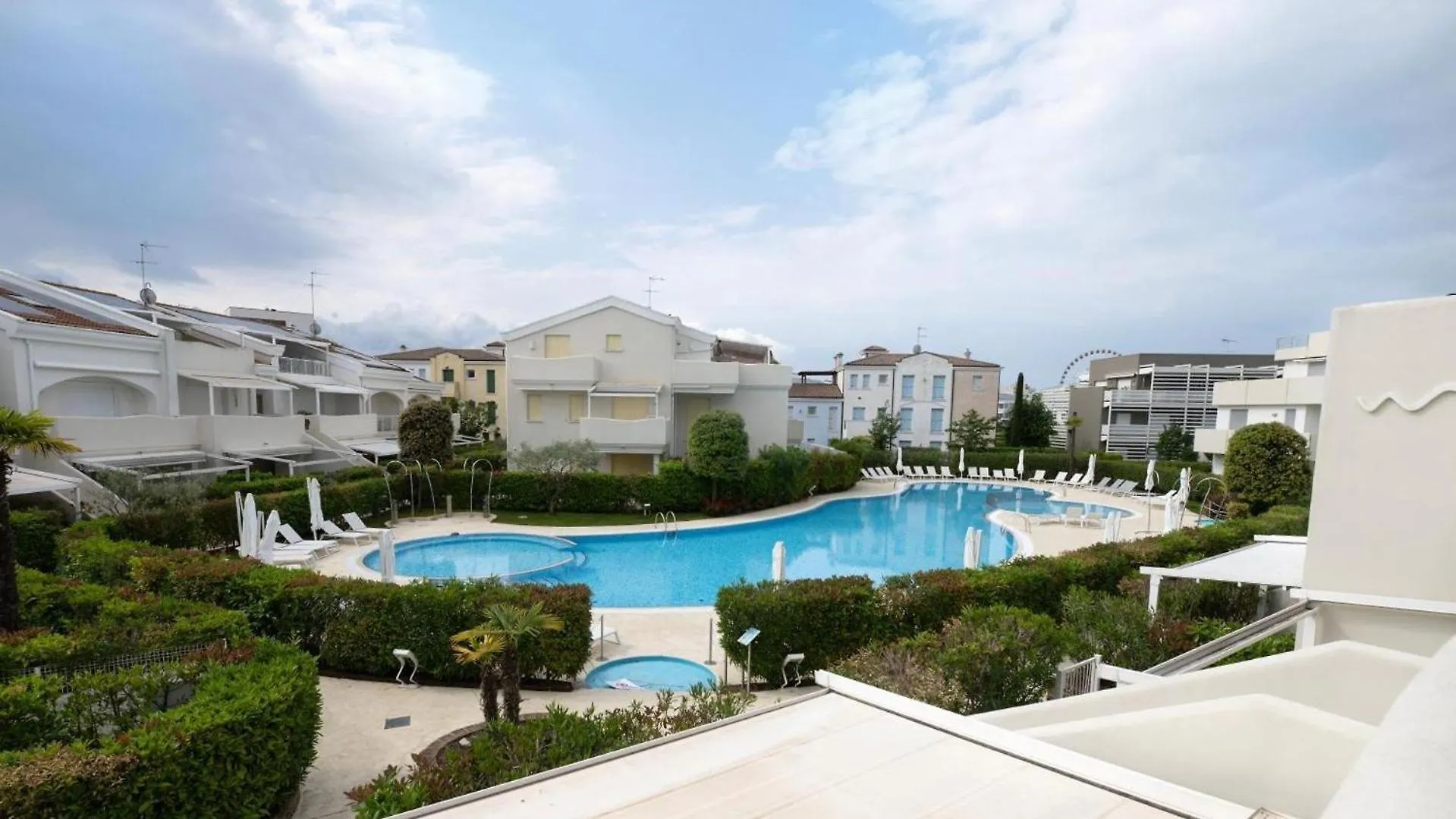 Residence Wave 1-Solo Per Famiglie- Walterigato Apartments kontakter